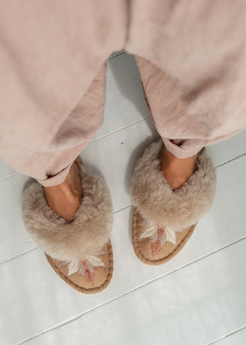 Ayshea's slipper wear-in diary