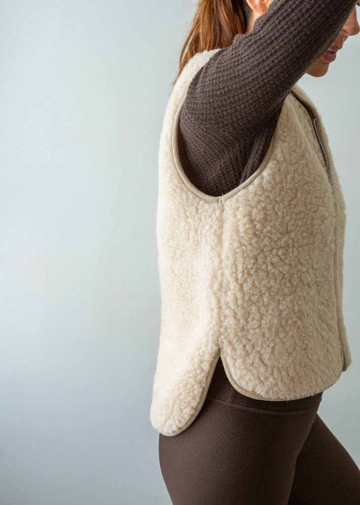 women's merino gilet with zip