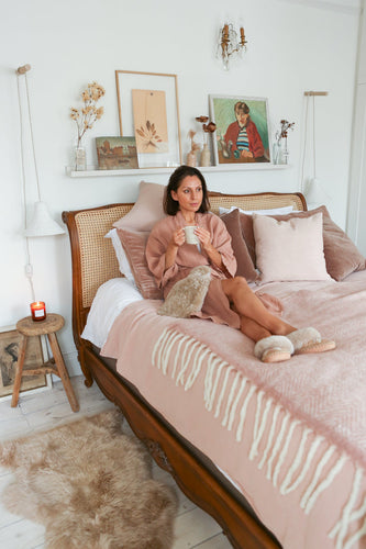 How to Create a Bedroom for Deep Rest