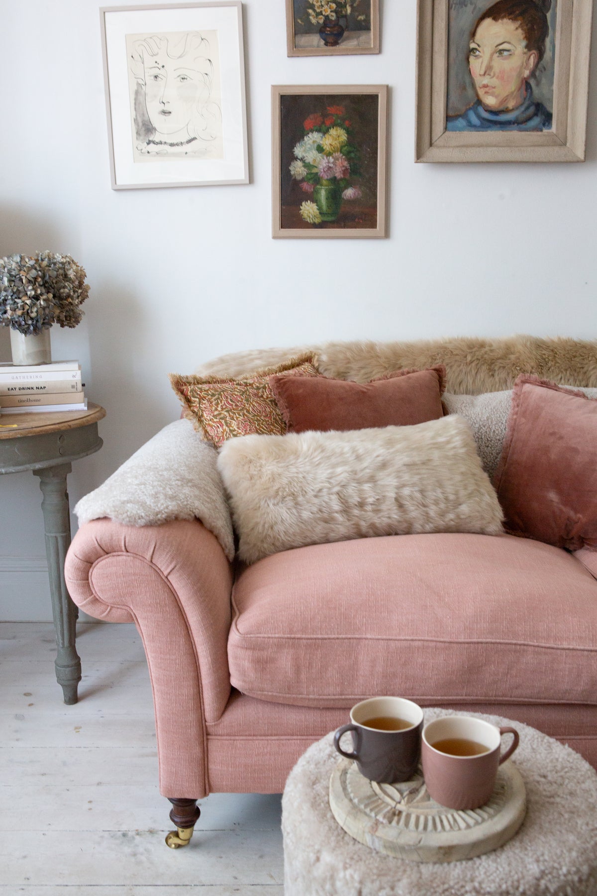 Single Short-Hair Sheepskin Rug – Oatmeal