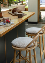 Short-Hair Sheepskin Seat Pad – Oatmeal