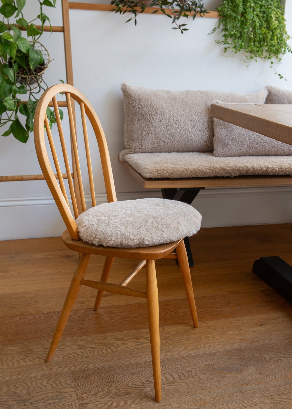 Short-Hair Sheepskin Seat Pad – Oatmeal