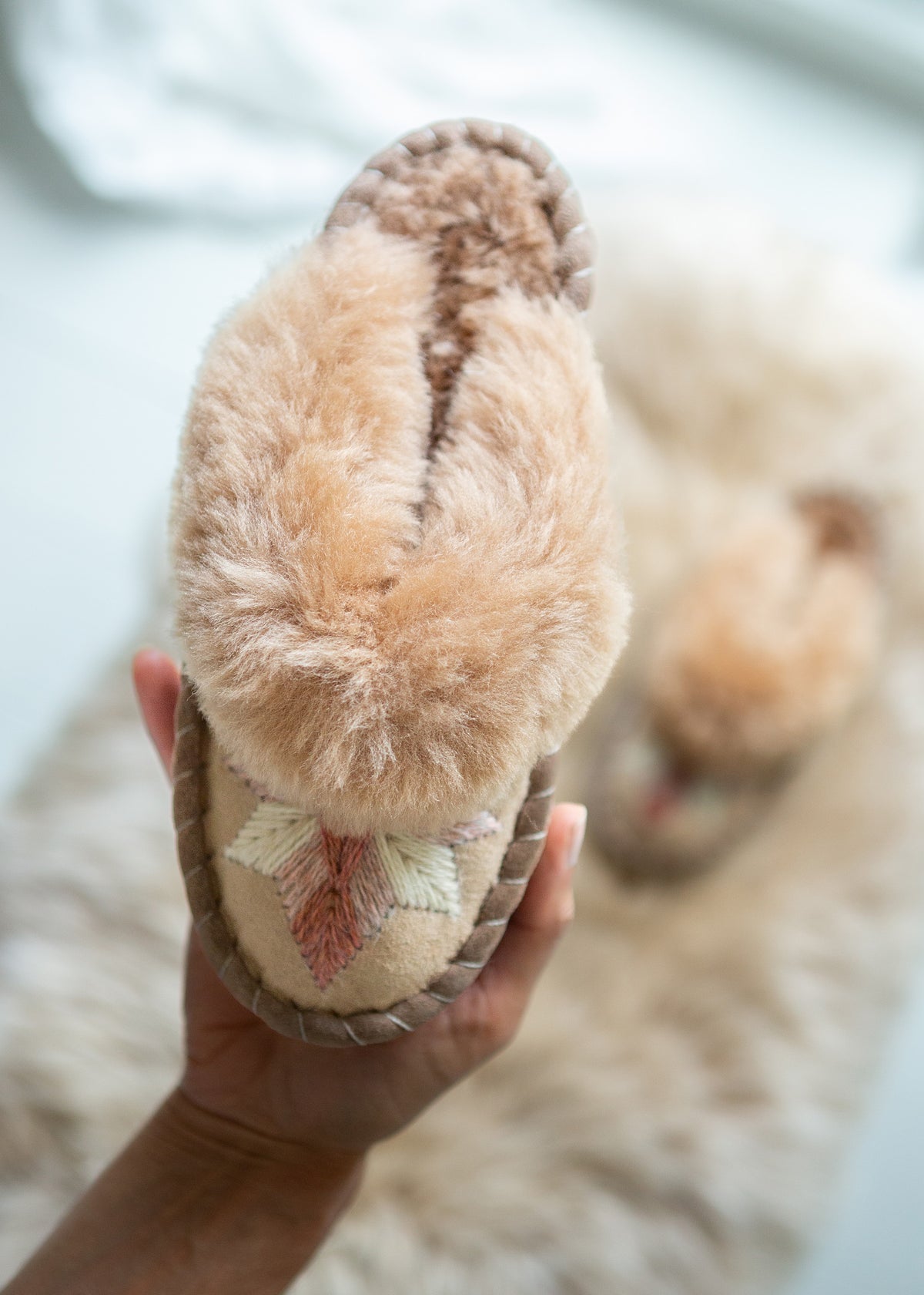 Women's Sheepskin Slipper Mules – Almond Venus