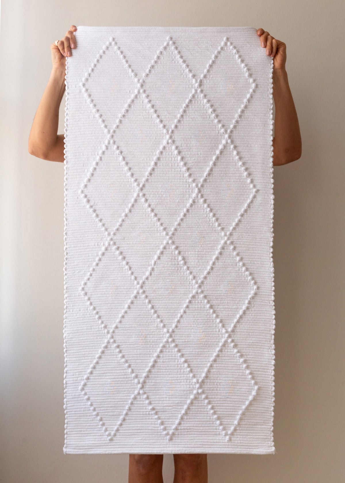 Hand-Woven Open Diamond Mat - Warm White