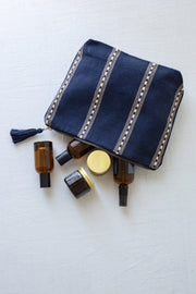NAVY BLUE TOILETRY BAG