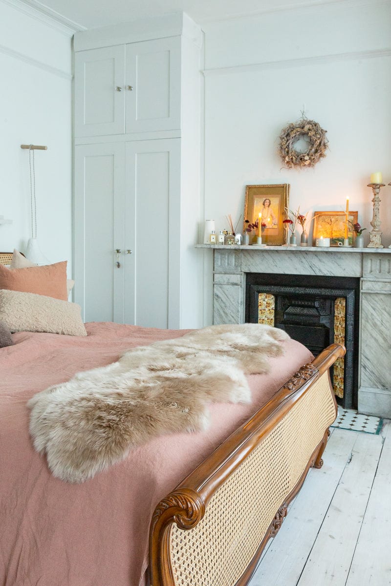 natural sheepskin rug