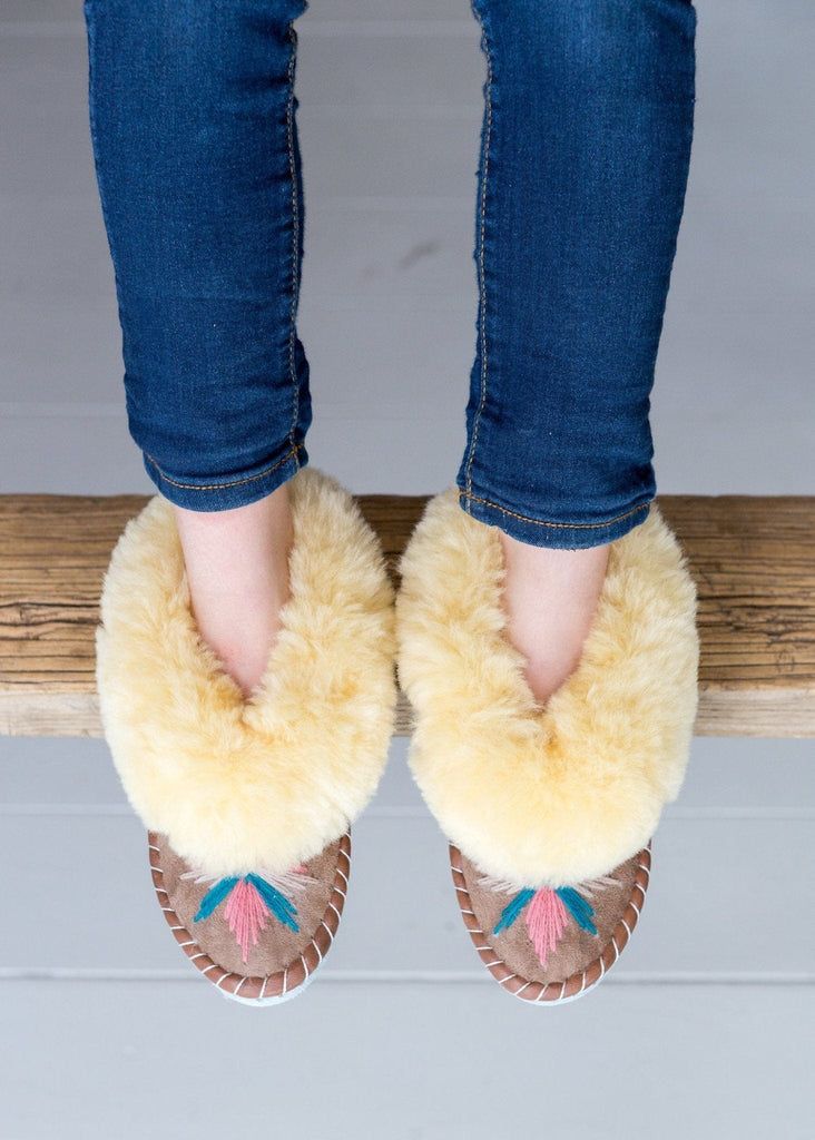 Seconds - Children's Sheepskin Moccasins – Pepto - The Small Home