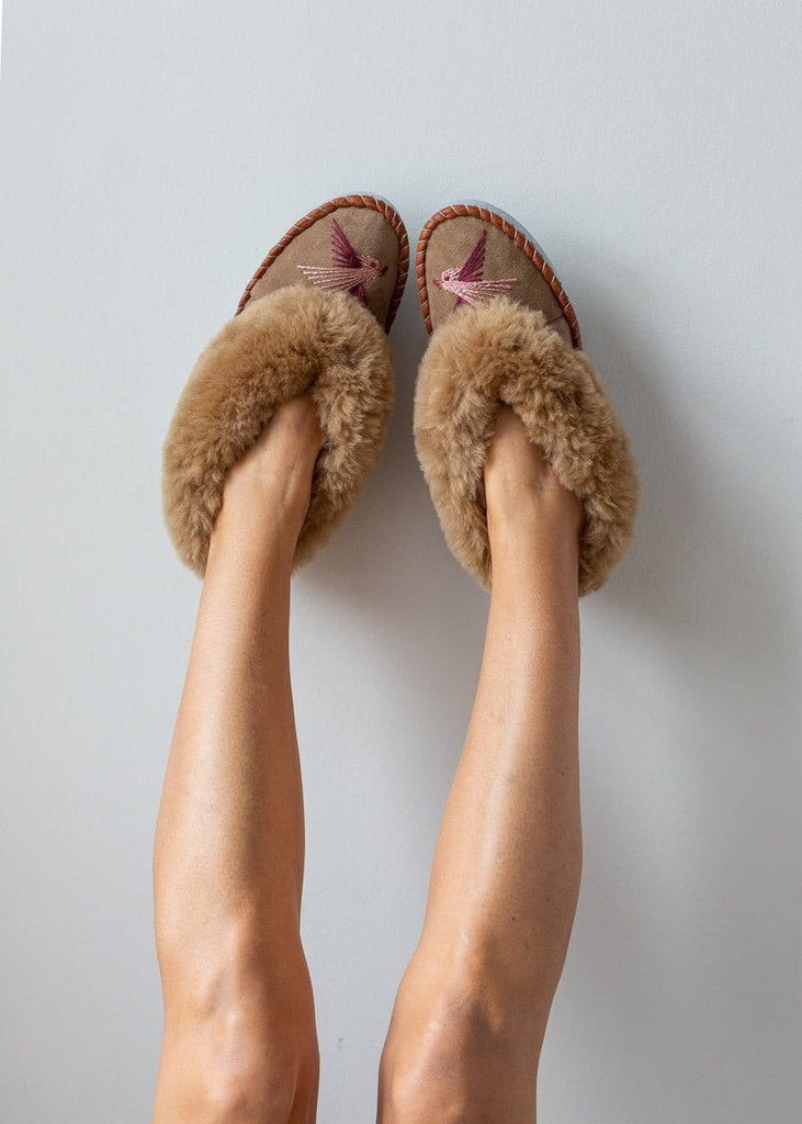 Women's Sheepskin Moccasin Slippers – Love Birds – Pink/Honey Fur - The Small Home